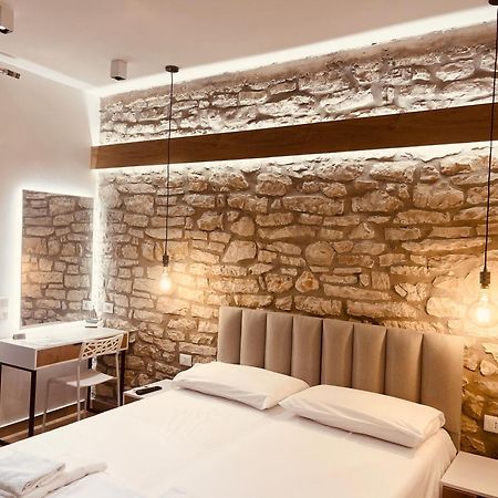 Comfort Guest Rooms Vila Hm Саранда Екстер'єр фото