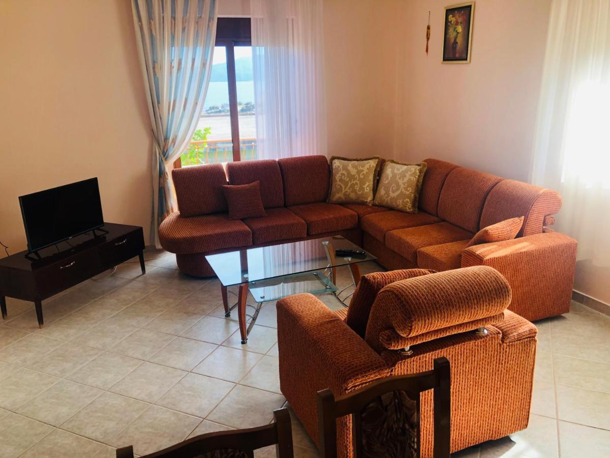 Comfort Guest Rooms Vila Hm Саранда Екстер'єр фото