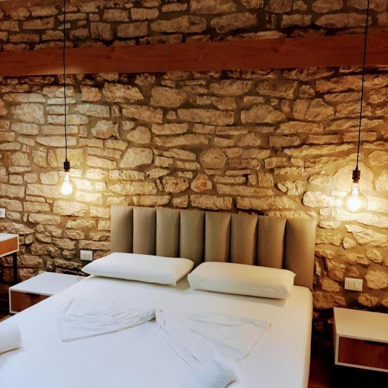 Comfort Guest Rooms Vila Hm Саранда Екстер'єр фото