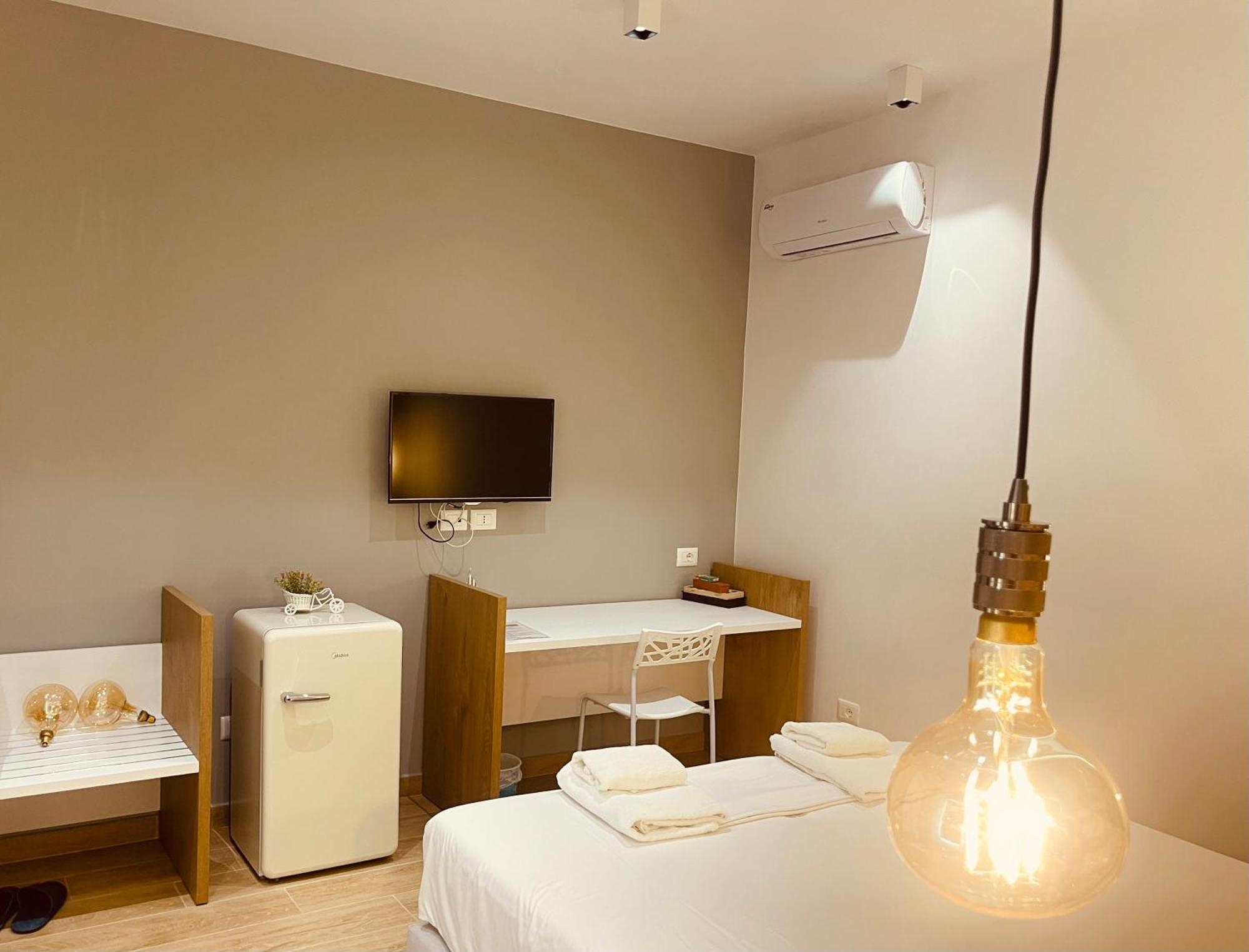 Comfort Guest Rooms Vila Hm Саранда Екстер'єр фото