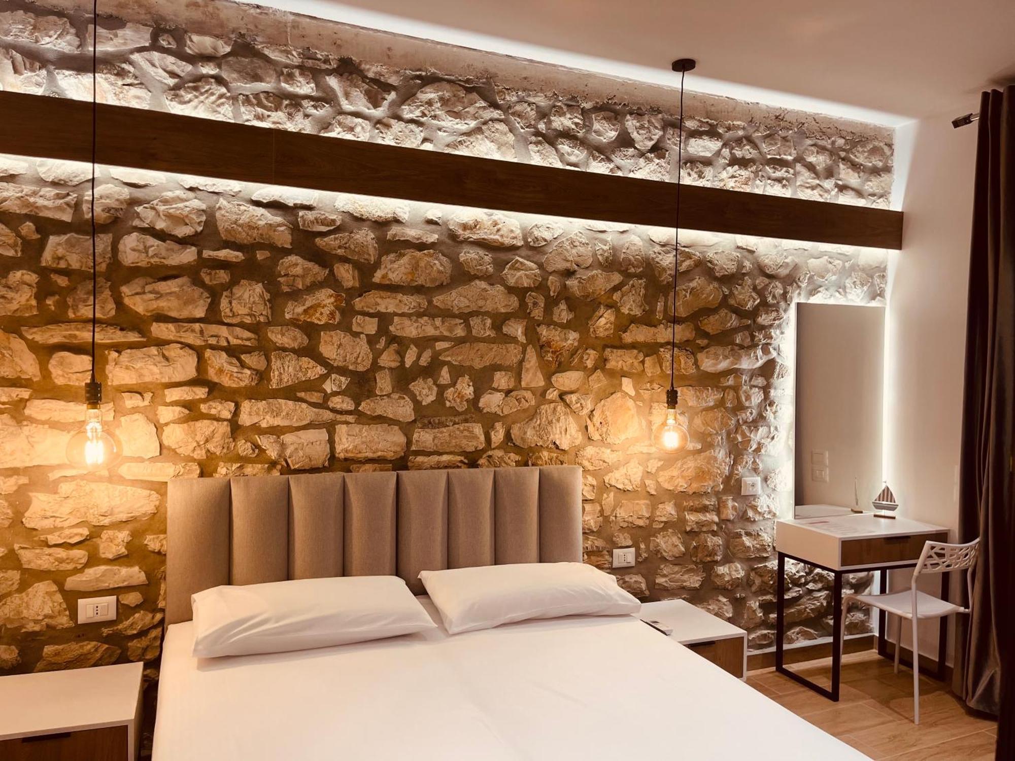 Comfort Guest Rooms Vila Hm Саранда Екстер'єр фото